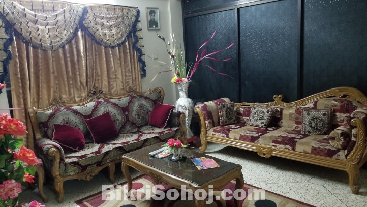 Big flat for rent at Tajmahal Road, Mohammadpur